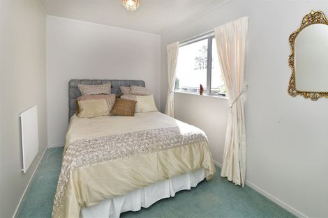 Photo of property in 1300 Whangaparaoa Road, Army Bay, Whangaparaoa, 0930