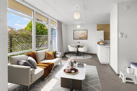 Photo of property in 2/18 Carnot Street, Glenholme, Rotorua, 3010