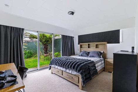 Photo of property in 172a Mangorei Road, Merrilands, New Plymouth, 4312