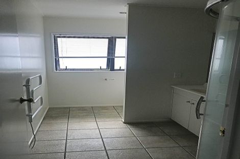 Photo of property in 1/8 Daria Place, Northpark, Auckland, 2013