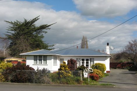 Photo of property in 37 Bibby Street, Waipawa, 4210