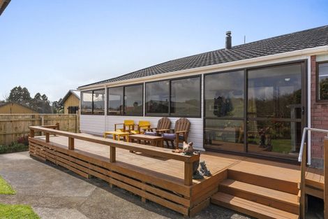 Photo of property in 12 Dunn Street, Egmont Village, 4372