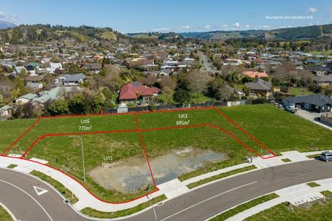 Photo of property in 52 George Fyfe Way, Wakefield, 7025