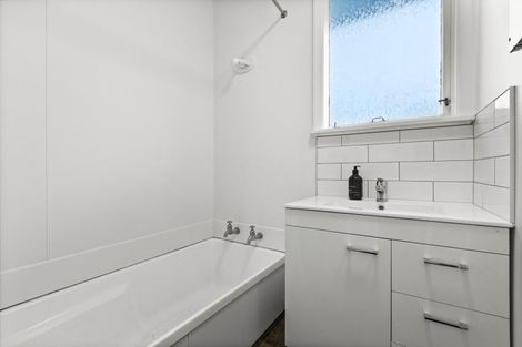 Photo of property in 16 Peterhead Avenue, Flaxmere, Hastings, 4120