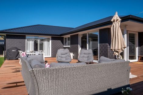 Photo of property in 46 Stratford Drive, Mount Pisa, Cromwell, 9383