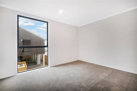 Photo of property in 21 Pukewhero Rise, Westgate, Auckland, 0614