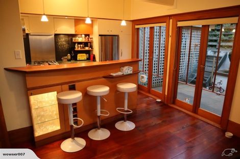 Photo of property in 40 Hawker Street, Mount Victoria, Wellington, 6011