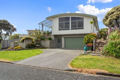Photo of property in 5a Hillview Road, Waihi Beach, 3611
