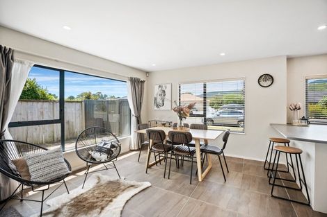 Photo of property in 10 Lorna Irene Drive, Raumati South, Paraparaumu, 5032