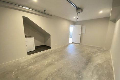 Photo of property in 3c Westall Road, New Lynn, Auckland, 0600