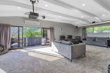 Photo of property in 10 Bengal Drive, Cashmere, Christchurch, 8022