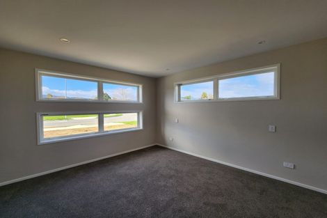 Photo of property in 3 Pahiki Crescent, Levin, 5510