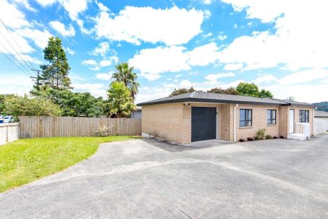 Photo of property in 94 Beach Haven Road, Beach Haven, Auckland, 0626