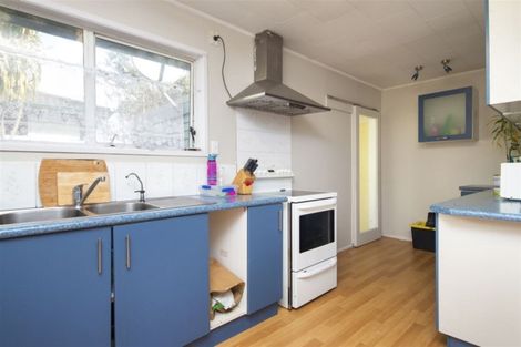 Photo of property in 21 Leaver Place, Weymouth, Auckland, 2103