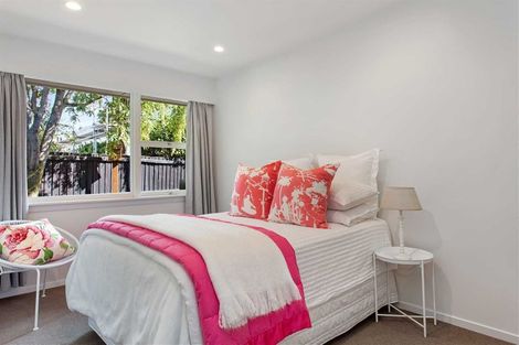 Photo of property in 10 Chislehurst Place, Bryndwr, Christchurch, 8052