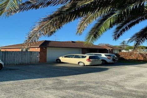 Photo of property in 20 Ranch Place, Pukekohe, 2120