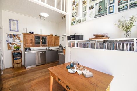 Photo of property in 55 Shakespeare Road, Bluff Hill, Napier, 4110