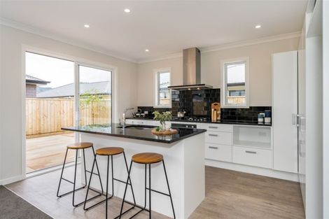 Photo of property in 12 Poulson Grove, Trentham, Upper Hutt, 5018