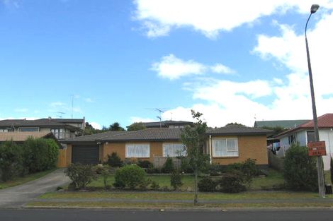 Photo of property in 86 Unsworth Drive, Unsworth Heights, Auckland, 0632