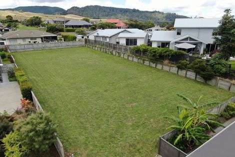 Photo of property in 10 Devoy Drive, Owhata, Rotorua, 3010