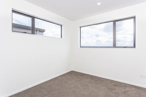 Photo of property in 25 Raupeti Lane, Henderson, Auckland, 0612