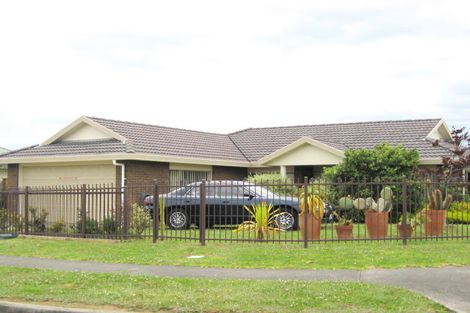 Photo of property in 10 Cyclamen Road, Mangere, Auckland, 2022