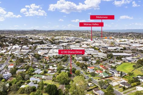 Photo of property in 2/30 Diana Drive, Glenfield, Auckland, 0627