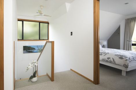 Photo of property in 20 Hampden Street, Picton, 7220