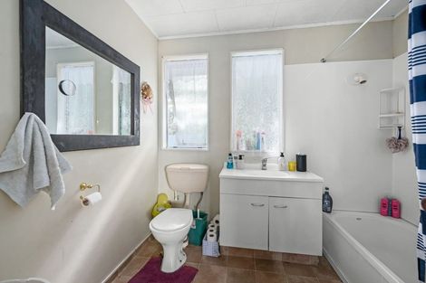 Photo of property in 50 Russell Road, Koutu, Rotorua, 3010