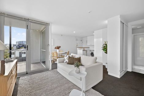 Photo of property in 9/15 Peterborough Street, Christchurch Central, Christchurch, 8013