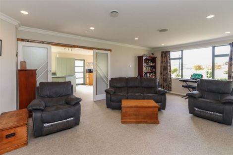 Photo of property in 8a Mahoe Street, Inglewood, 4330