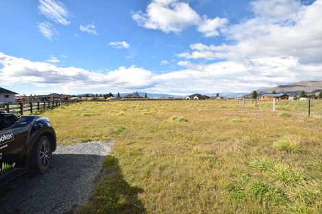 Photo of property in 7 Homestead Avenue, Twizel, 7999