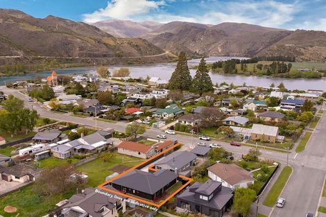 Photo of property in 23a Donegal Street, Cromwell, 9310