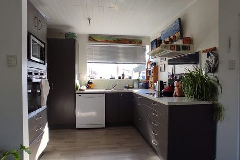 Photo of property in 1/14 Cezanne Place, New Lynn, Auckland, 0600