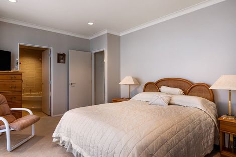 Photo of property in 21l Maunganui Road, Mount Maunganui, 3116