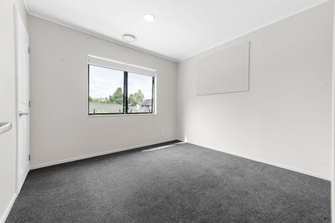 Photo of property in 35 Keswick Crescent, Huntington, Hamilton, 3210