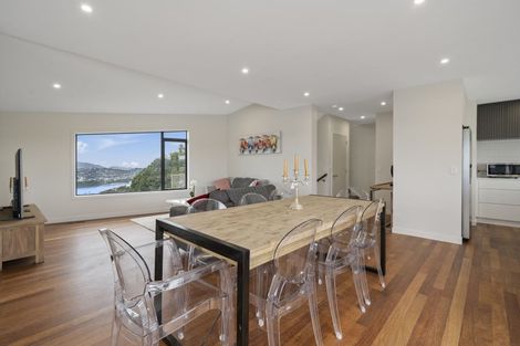 Photo of property in 4a Robieson Lane, Roseneath, Wellington, 6011