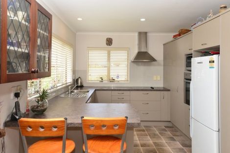 Photo of property in 2 Shrule Place, Huntington, Hamilton, 3210