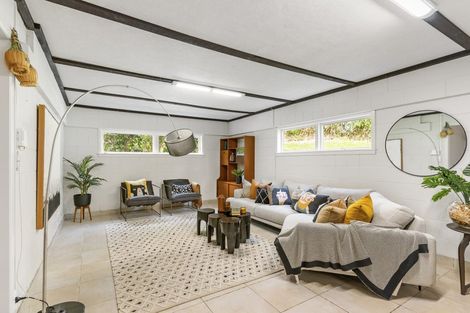 Photo of property in 10 Etherege Place, Howick, Auckland, 2014