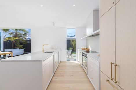 Photo of property in 3 Wiggins Street, Sumner, Christchurch, 8081