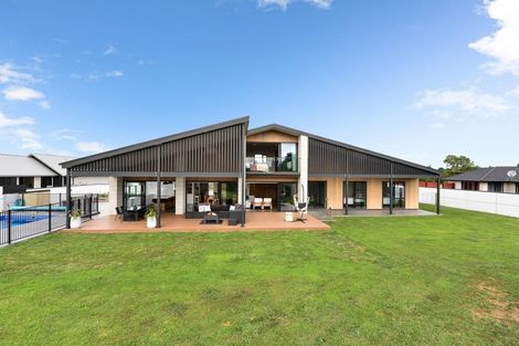 Photo of property in 8d East Ridge Grove, Newstead, Hamilton, 3286