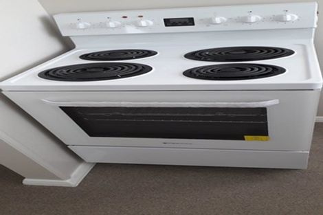 Photo of property in 24 Larsen Street, Otara, Auckland, 2025