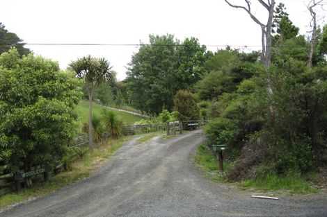 Photo of property in 315 Muriwai Road, Waimauku, 0881