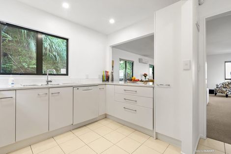 Photo of property in 2b Woodland Road, Johnsonville, Wellington, 6037