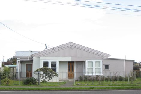 Photo of property in 161 Bridge Street, Bulls, 4818