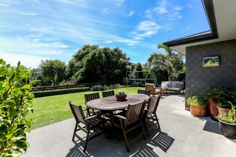 Photo of property in 67 Karamea Street, Whalers Gate, New Plymouth, 4310