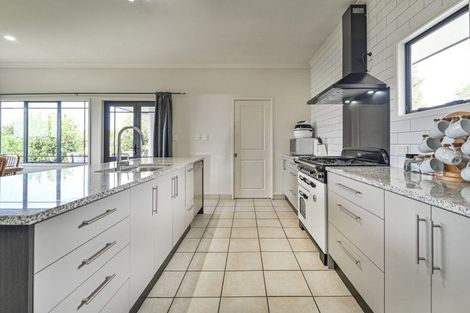 Photo of property in 40 Wheatley Road, Waiohiki, Napier, 4183