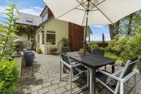 Photo of property in 2 Hazlett Street, Clyde, 9330