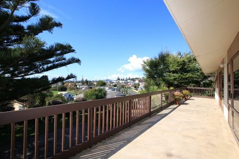 Photo of property in 80 Velma Road, Hillcrest, Auckland, 0627