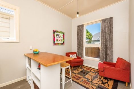 Photo of property in 21 Douglas Street, Mount Cook, Wellington, 6021